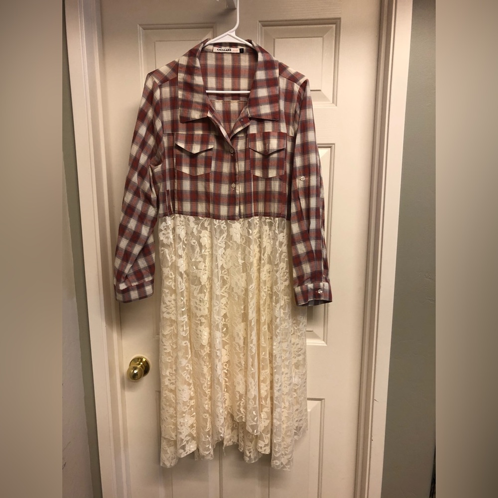 Boho vintage look plaid and lace duster NWOT. Shabby Tree Boutique